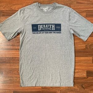 Duluth Trading Co. T-Shirt Men’s Small Relaxed Fit Long tail T Gray Navy Cotton